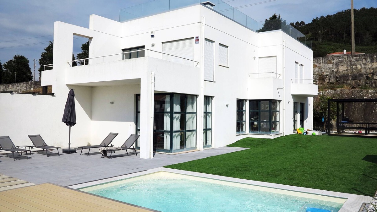 Caminha Villa | Modern villa - 300meters from the sea - Casa da Légua