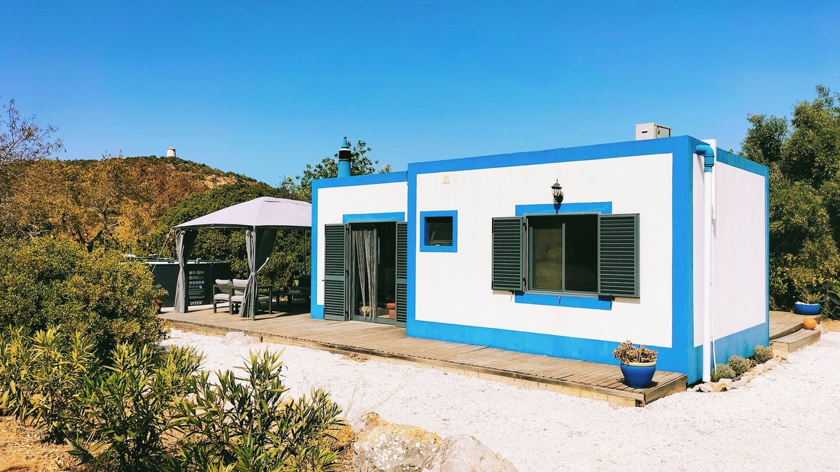 Moncarapacho e Fuseta House | Modern villa amid almond orchard with private pool, 15 minutes from Fuseta Beach