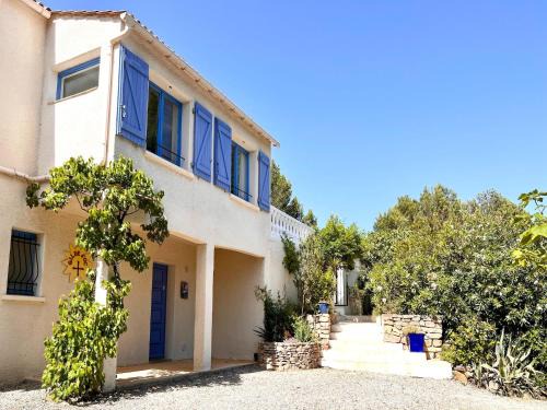 Pouzols-Minervois Villa | Modern villa with private pool
