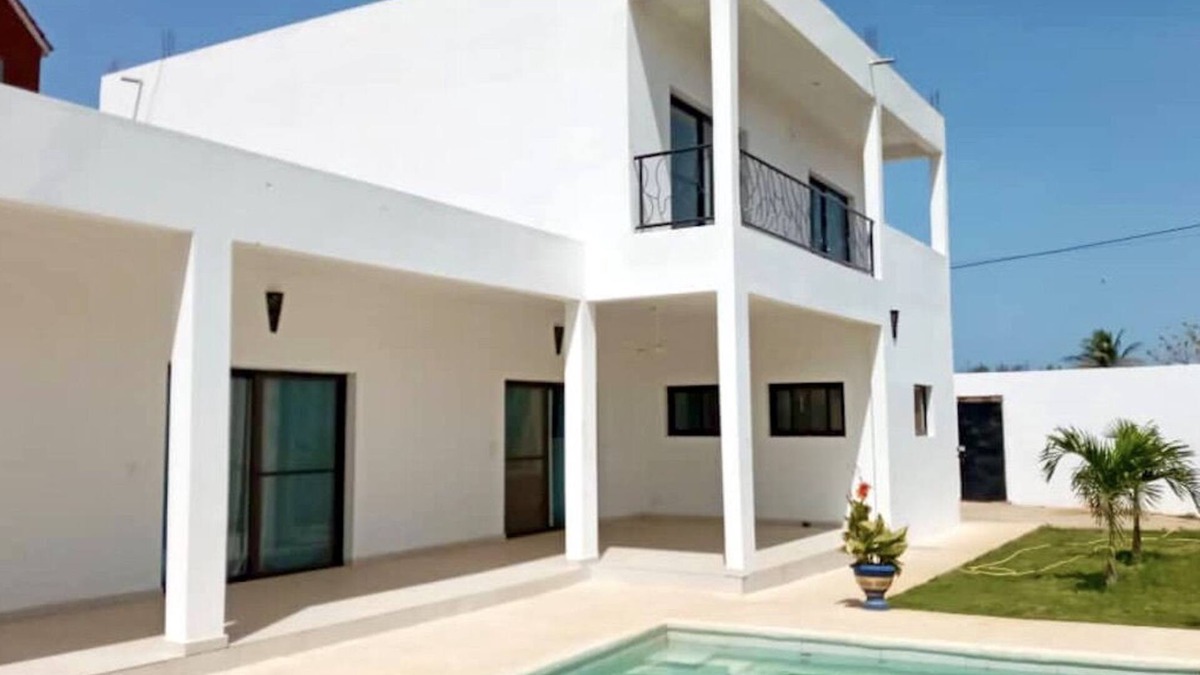 La Somone House | Modern villa with pool close to the sea and shops