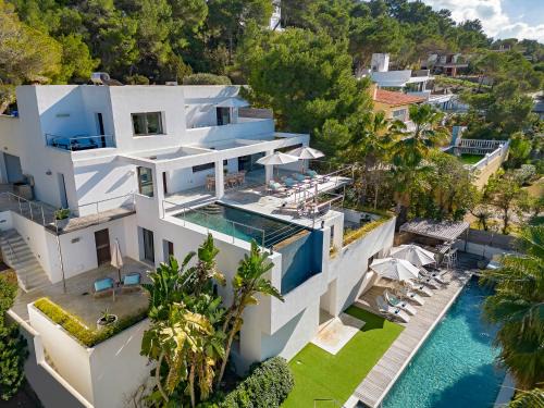 Sant Antoni de Portmany Villa | Modern Villa with Seaviws Sleeps 14
