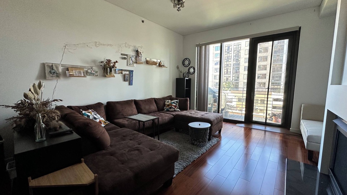 Pearl District Condo | Modern, Walkable 2BR/2B condo in Pearl District, Portland w/AC, Wifi, Smart TV