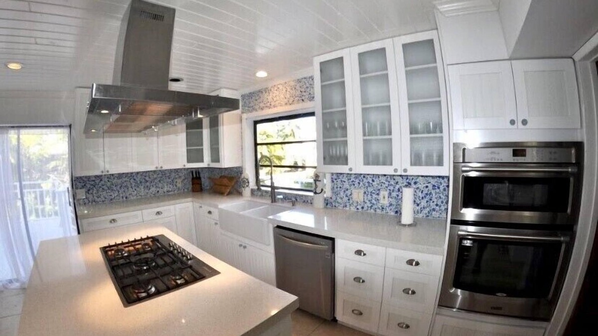 Twin Lakes House | Modern Waterfront Paradise in Key Largo!