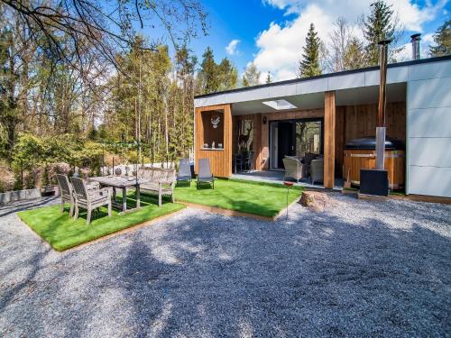 Biron Ski Chalet | Modern Wellness Stay, Érezée