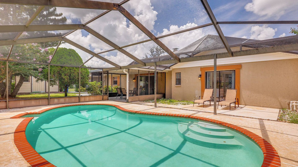 Wimauma House | Modern Wimauma Family Home w/Private Pool & Yard!