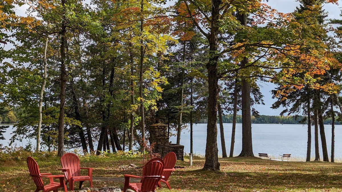 Remer House | Modern year-round lake home on Big Sand Lake. Easy access to the soo-line trail.