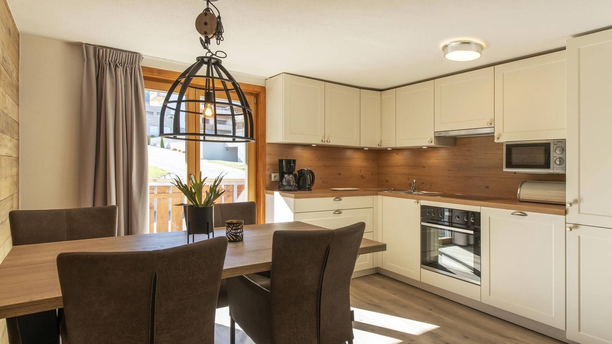 Tschagguns Apartment | Moderne Ferienwohnung für 2 bis 4 Personen mit Großem Sonnenbalkon