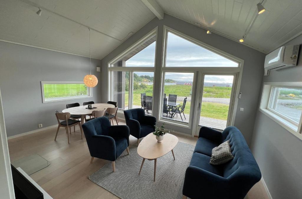 Bud House | Moderne feriehus i Bud