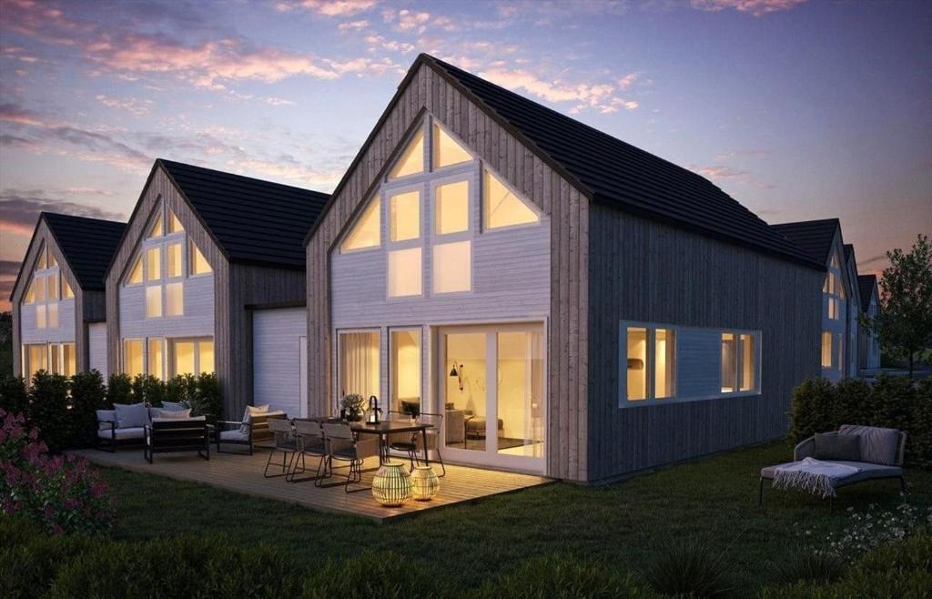 Ny Hellesund House | Moderne hytte rett ved sjøen, familievennlig beliggenhet i Åros