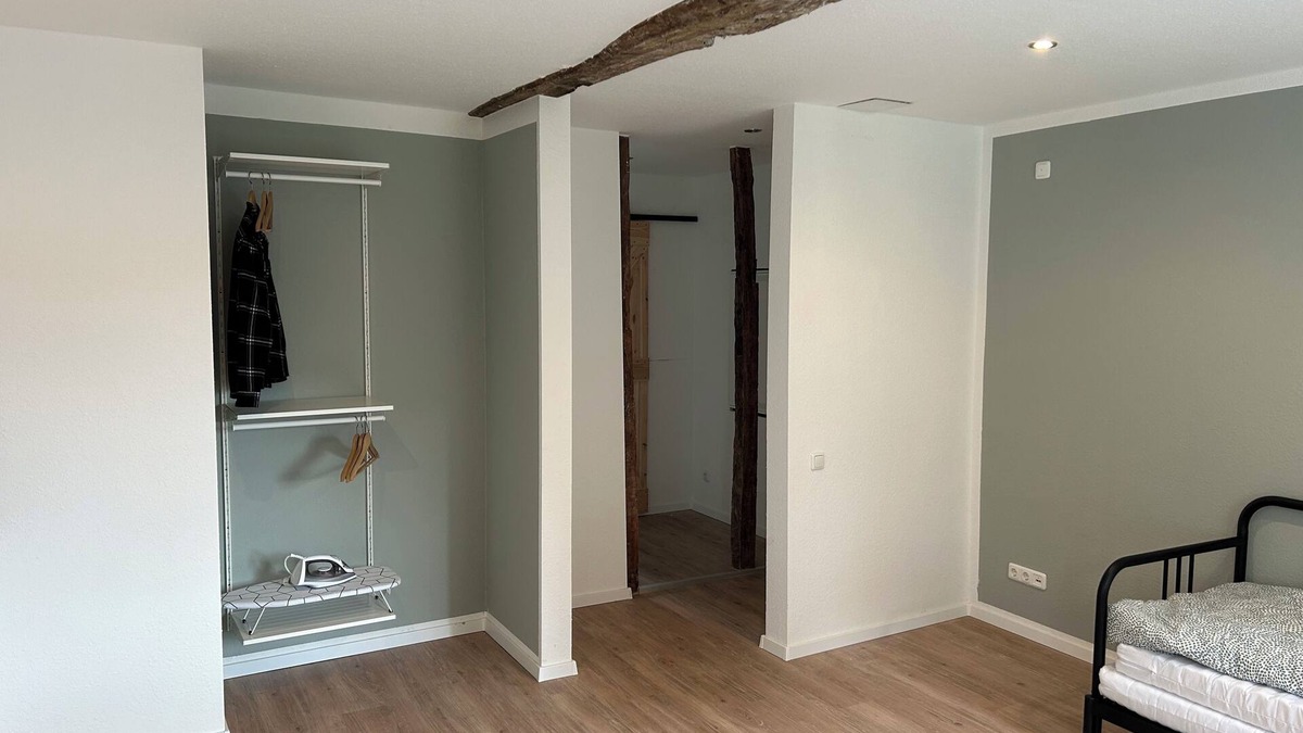 Alsdorf Apartment | Moderne Wohnung Über Restaurant