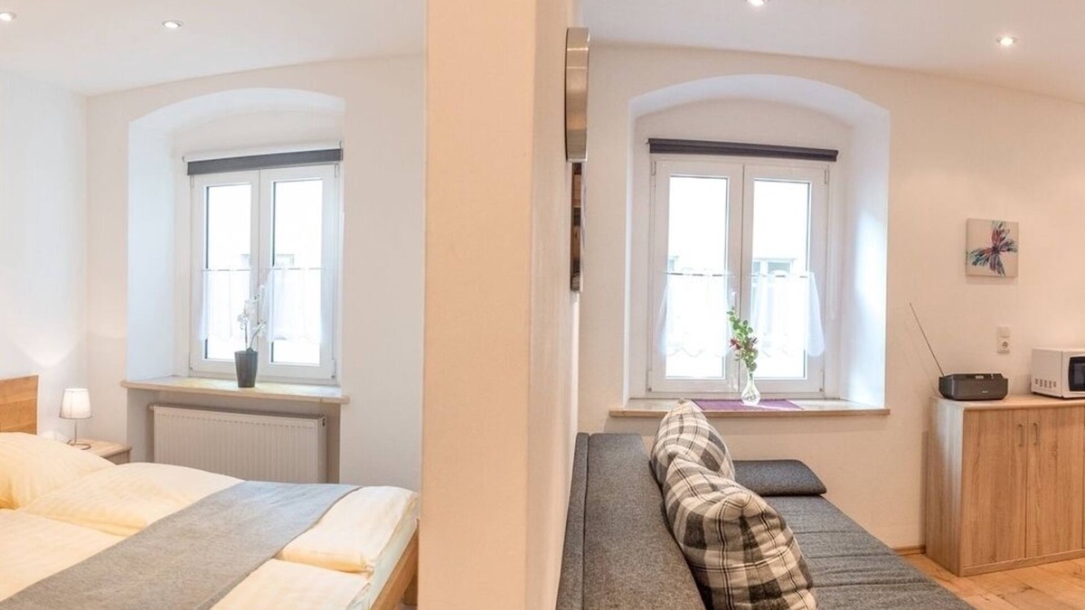 City Centre Regensburg Apartment | Modernes App. mit Garten mitten in Regensburg - WLAN kostenfrei