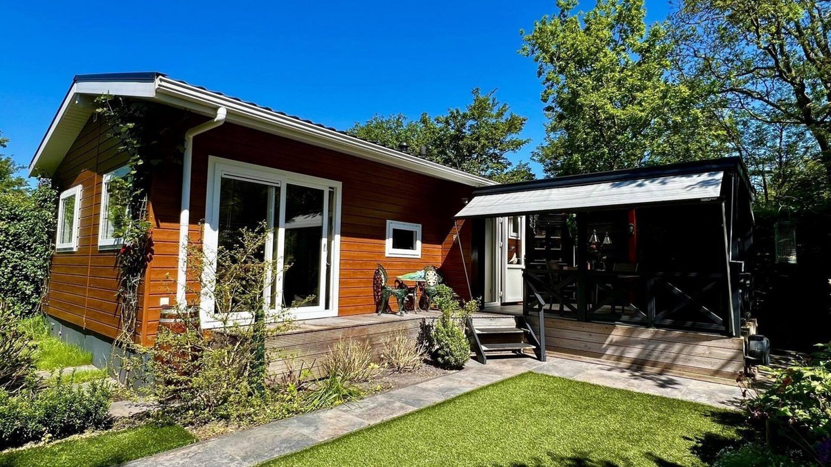 Sint Maartensvlotbrug House | Modernes Chalet im Park Campanula mit Schönem Garten mit Privatsphäre, 2 Personen, Wlan, Haustier Wilkommen
