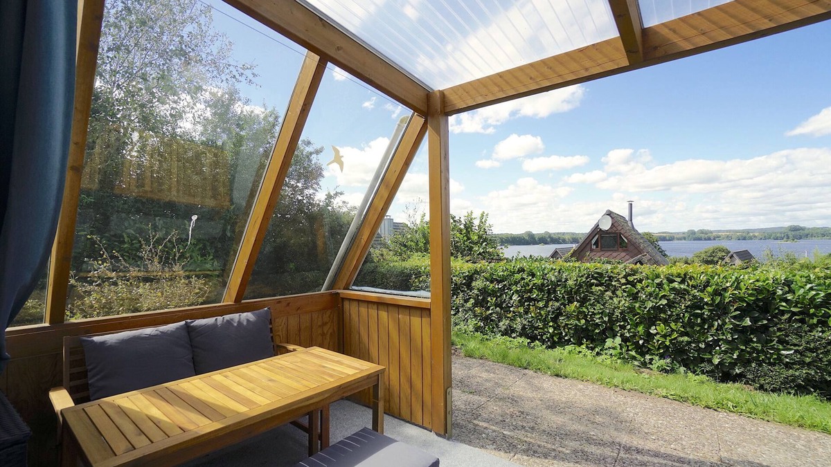 Bunsdorf House | Modernes Nurdachhaus in Ruhiger Feriensiedlung Direkt am Wittensee