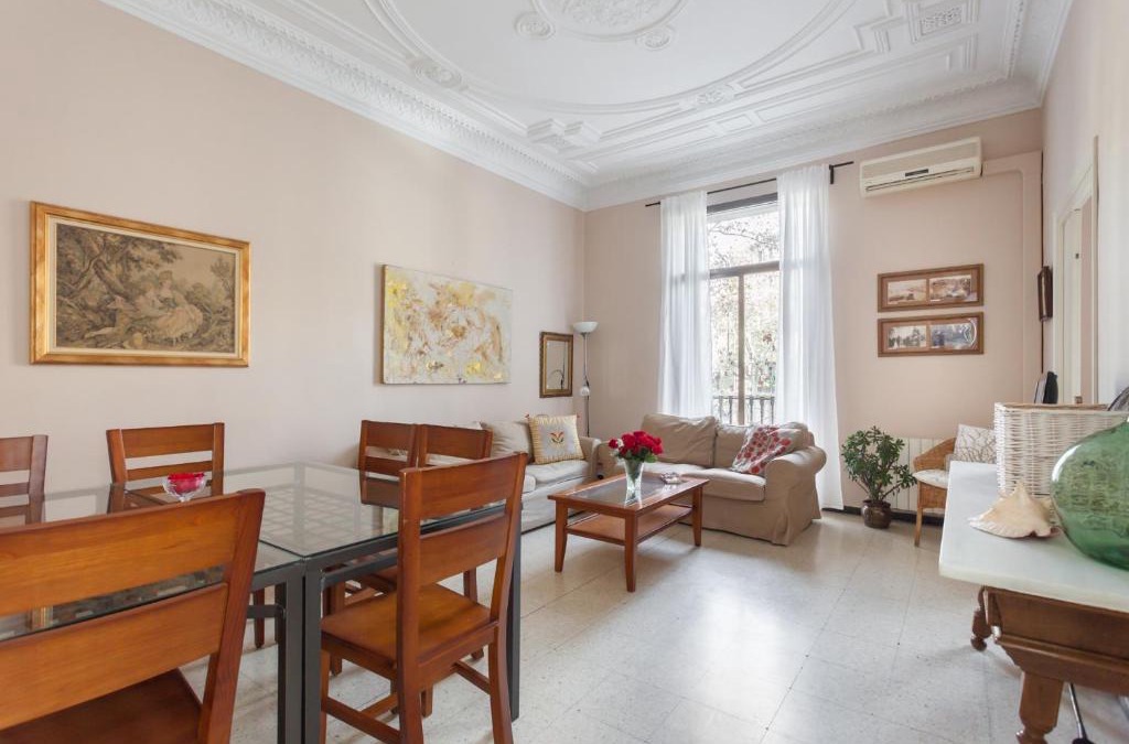 el Fort Pienc Apartment | Modernist Apartment Arc de Triomf