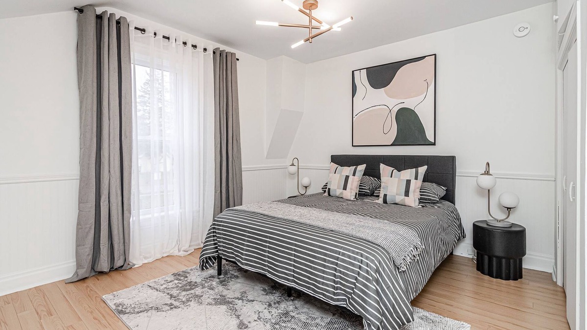 Stouffville House | Modernized 4 bedroom historic home with parking