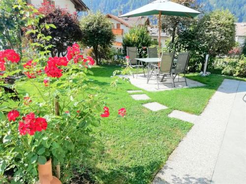 Carisolo Apartment | Moderno appartamento con giardino