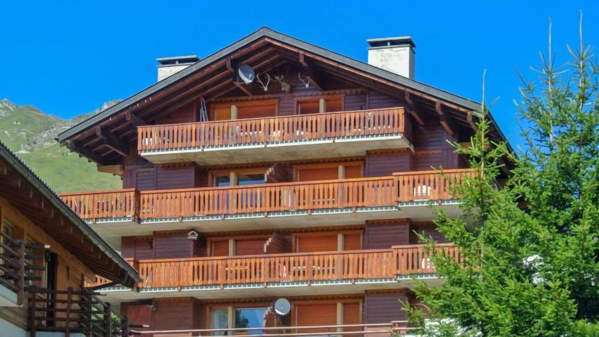 Verbier Apartment | Mogador 13 by Interhome