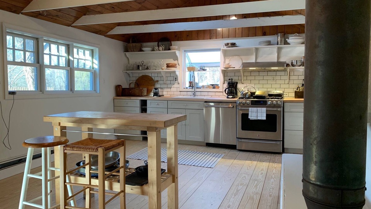 New Paltz Cottage | Mohonk Mountain Living - New Kitchen!