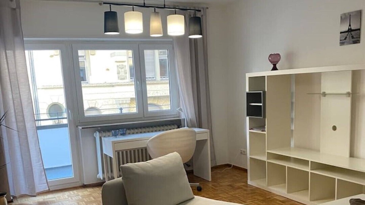 Schwetzingerstadt Apartment | MOLL Suites1 - near water tower and congress center