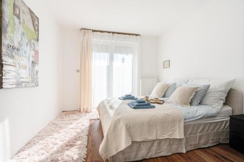 Jozsefvaros Apartment | Molly's Apartment - 2 bdrms, terrace, parking