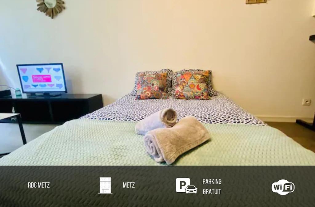 Plantieres Queuleu Apartment | Mon Paisible Rez de chaussé Metz Wifi Parking Un-Séjour-à-Part