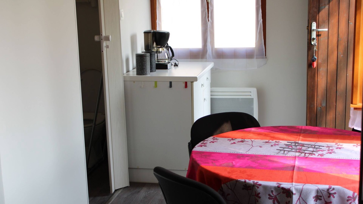 Seurre Apartment | Mon Studio dans la Prairie : Tiny House