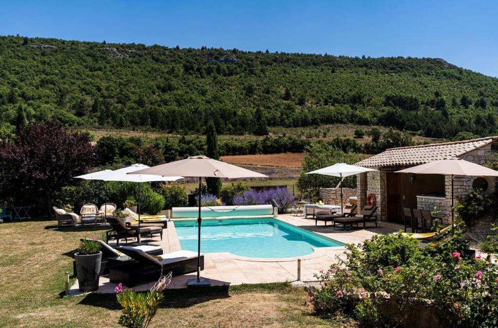 Sault Bed & Breakfast | Mon Ventoux - Cozyhotes