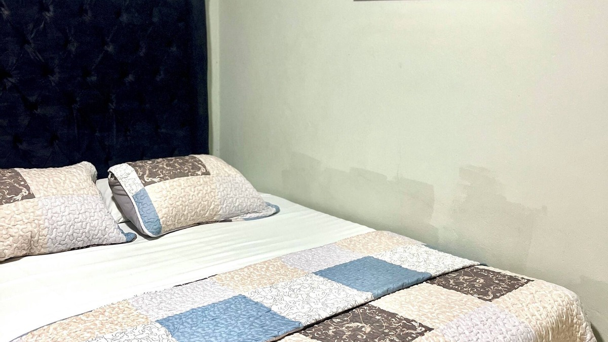 Mona Heights Apartment | Mona Master Suite