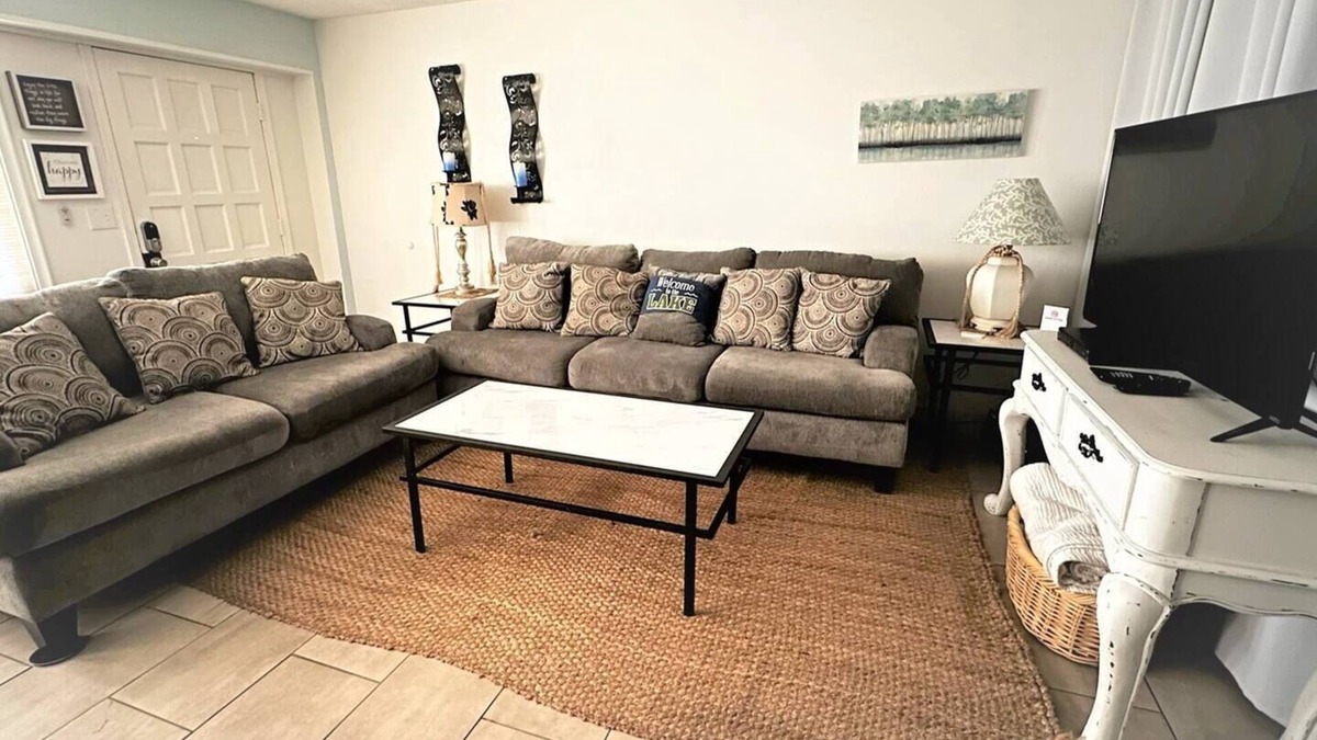 Afton Condo | Monkey Island Bungalow ~ Pool ~ Golf~ Dogs welcome