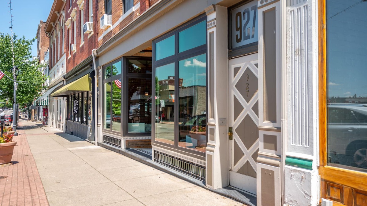 Newport Condo | Monmouth Loft 3 | Heart of Newport