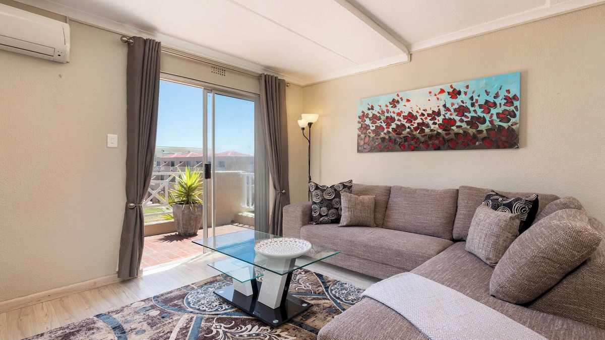 West Beach Apartment | Mont Serat 58 by CTHA