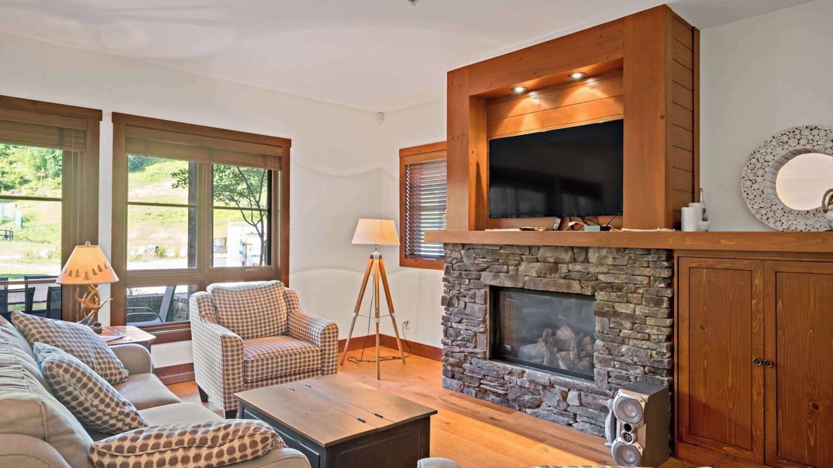 Versant Soleil Condo | Mont-Tremblant - Etoile du Matin 1500-04