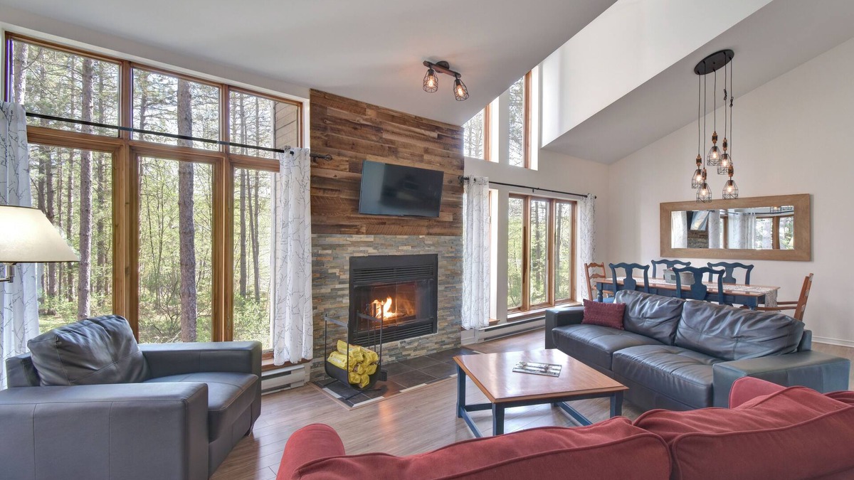 Mont-Tremblant Condo | Mont Tremblant getaway with A/C