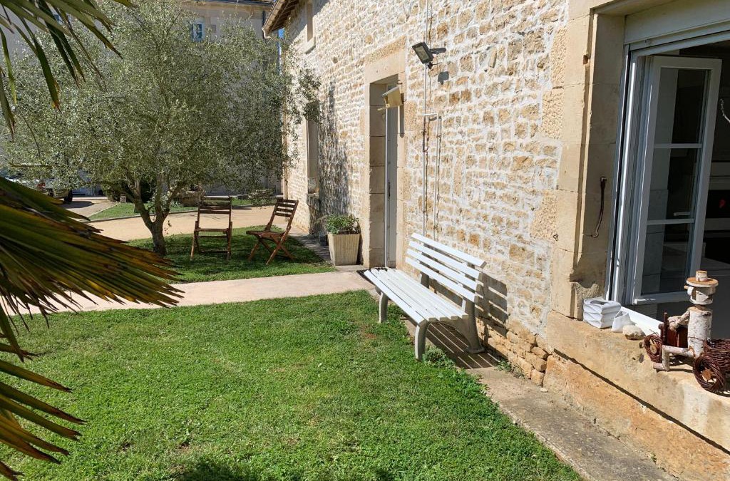 Mougon-Thorigne House | Montaillon Gîte