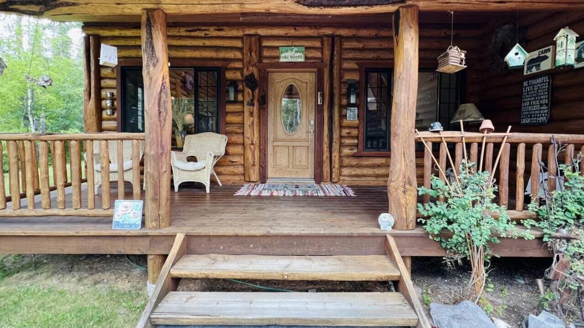 Bigfork Cabin | Montana Escape Cabin in the woods