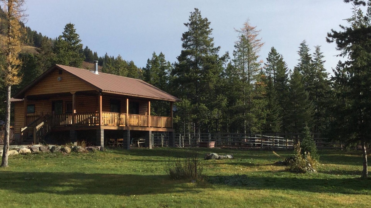Essex Cabin | Montana Mountain Cabin