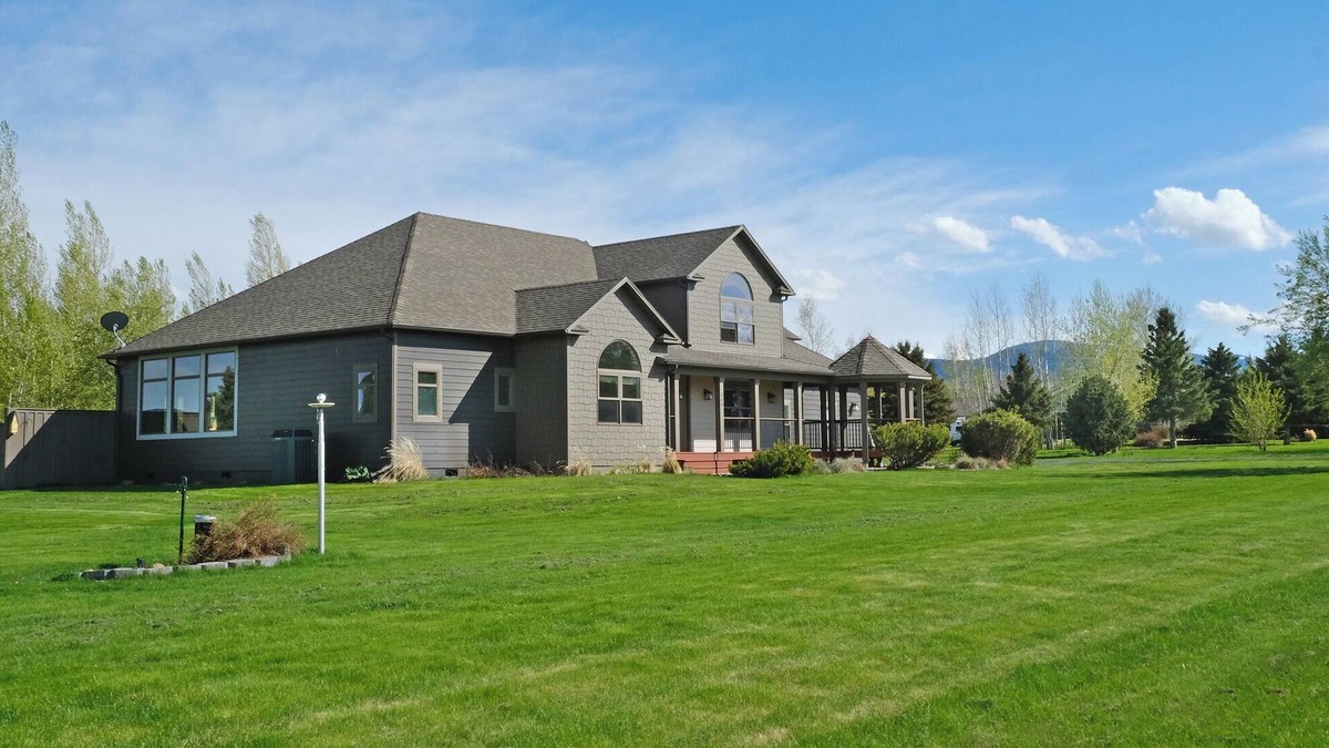 Bozeman House | Montana Vista Retreat with Stunning Bridger Mountain Views!
