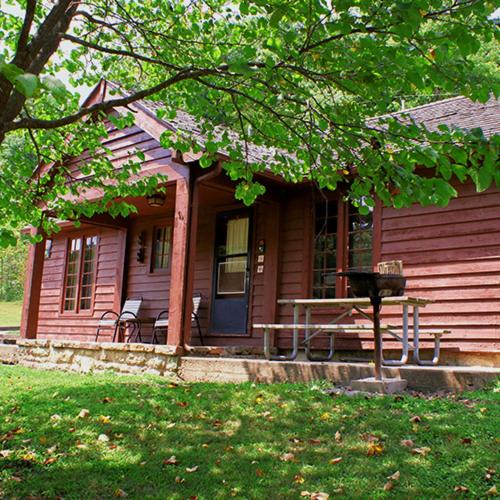 Hartshorn Hotel | Montauk Lodge