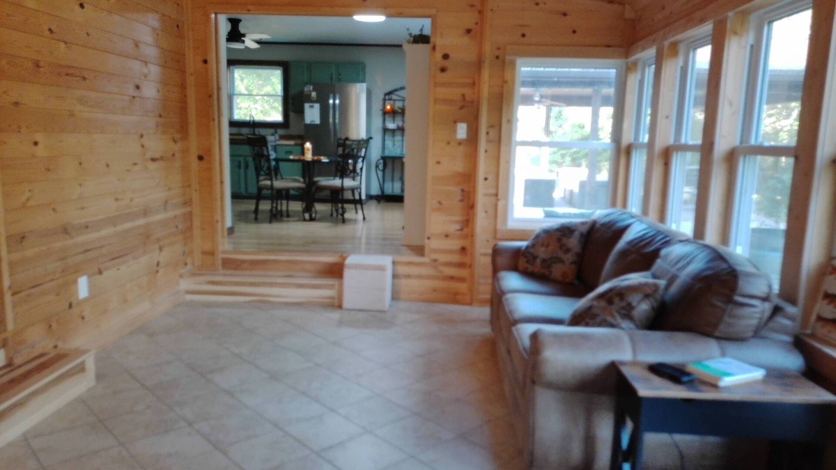 Licking House | Montauk Oasis-1mi to Montauk State Park with Hot Tub