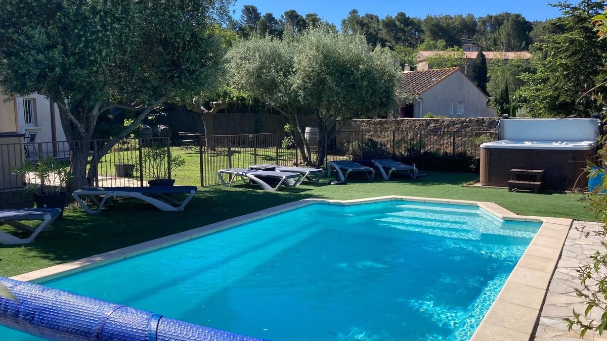 Montbrun-des-Corbieres Villa | Montbrun Vineyard Escape