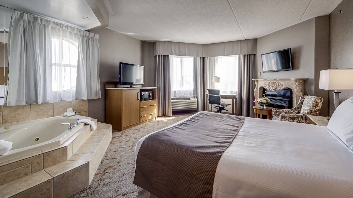 Vaughan Hotel | Monte Carlo Inn Vaughan Suites