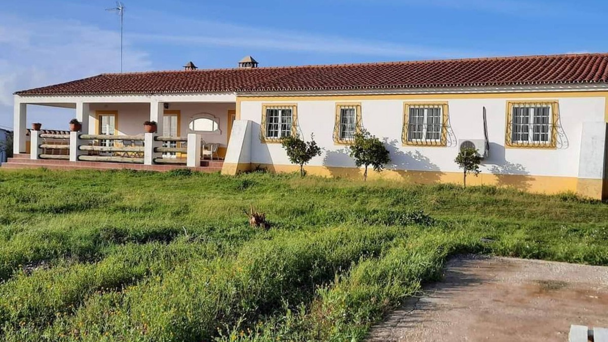 Moura Cottage | Monte da Figueira - Holiday Rentals