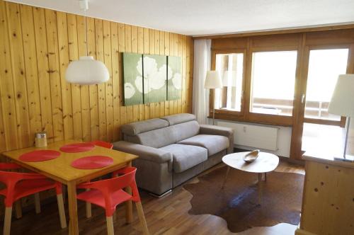 Taesch Apartment | Monte Rosa D 412