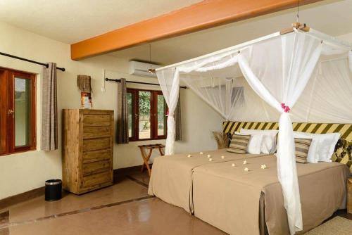 Chitengo Cabin | Montebelo Gorongosa Lodge & Safari