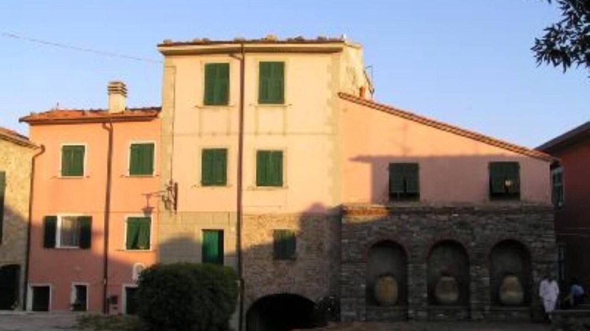 Montemarcello House | Montemarcello: Typical Ligurian House 5 Lands