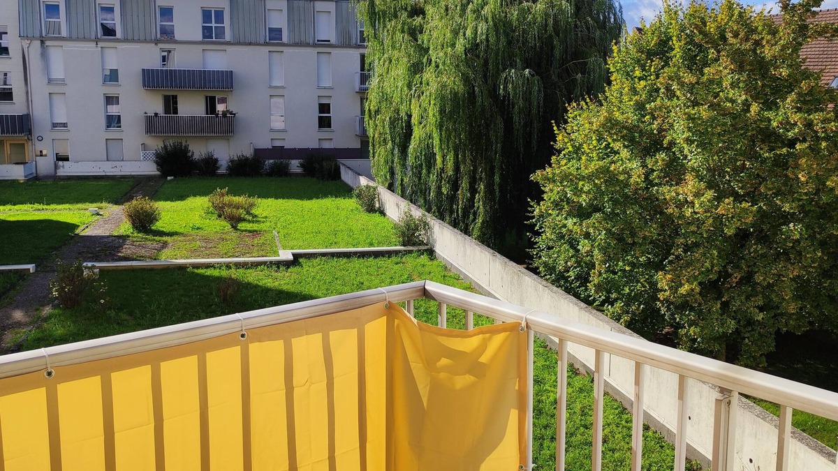 Montereau-Fault-Yonne Apartment | Montereau F.y. Appart Rénové, 3 Pièces 2 Chambres 1 Balcon, Calme et Agréable