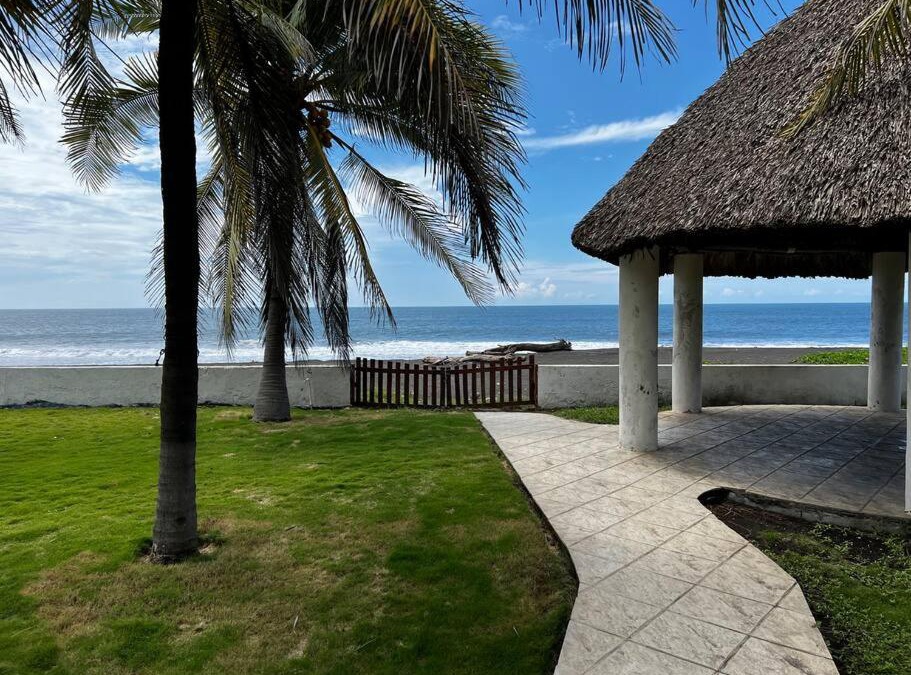 El Hawaii Villa | Monterrico Casablanca
