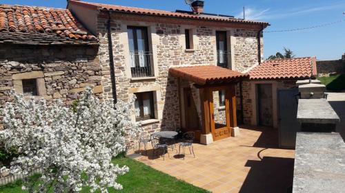Magana House | Montes De Alhama
