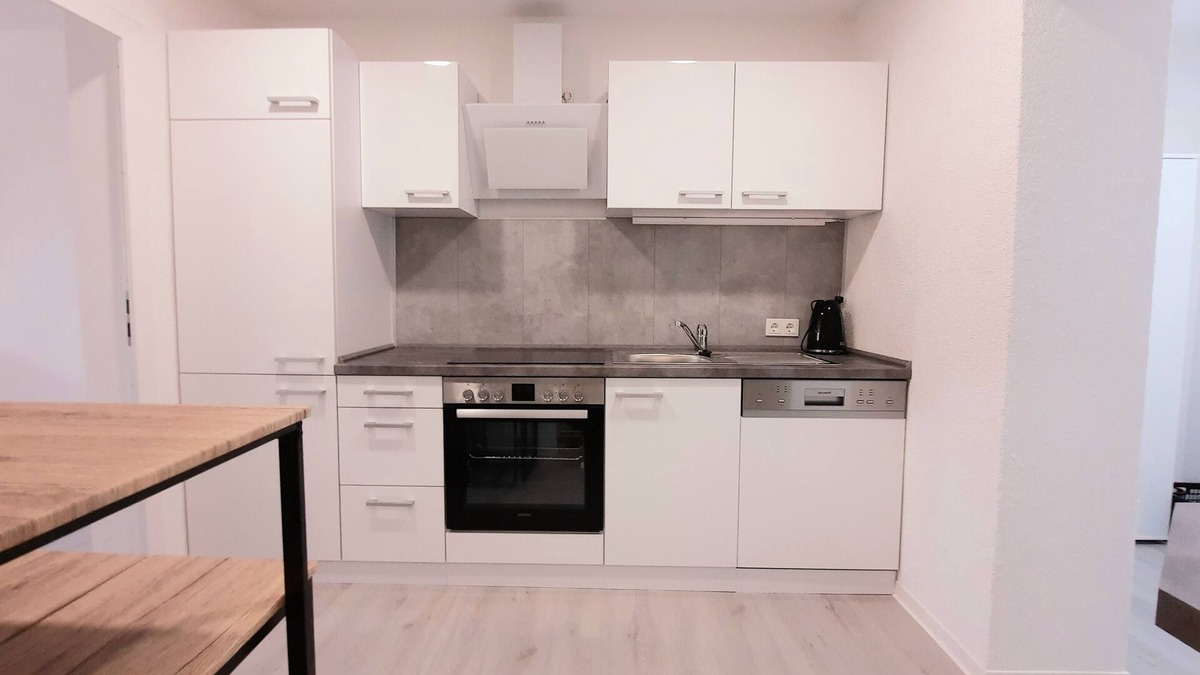 Aschersleben Apartment | ★ Monteur-Apartment up to 2 pers. ✔Terrace✔Grill✔Wifi✔NETFLIX
