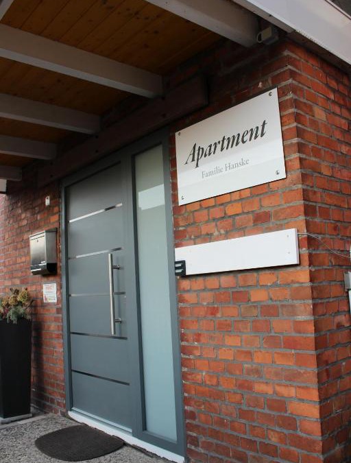 Isenbuttel Apartment | Monteurwohnung Ferienwohnung Rose in Isenbüttel Nähe Gifhorn, Wolfsburg, Braunschweig